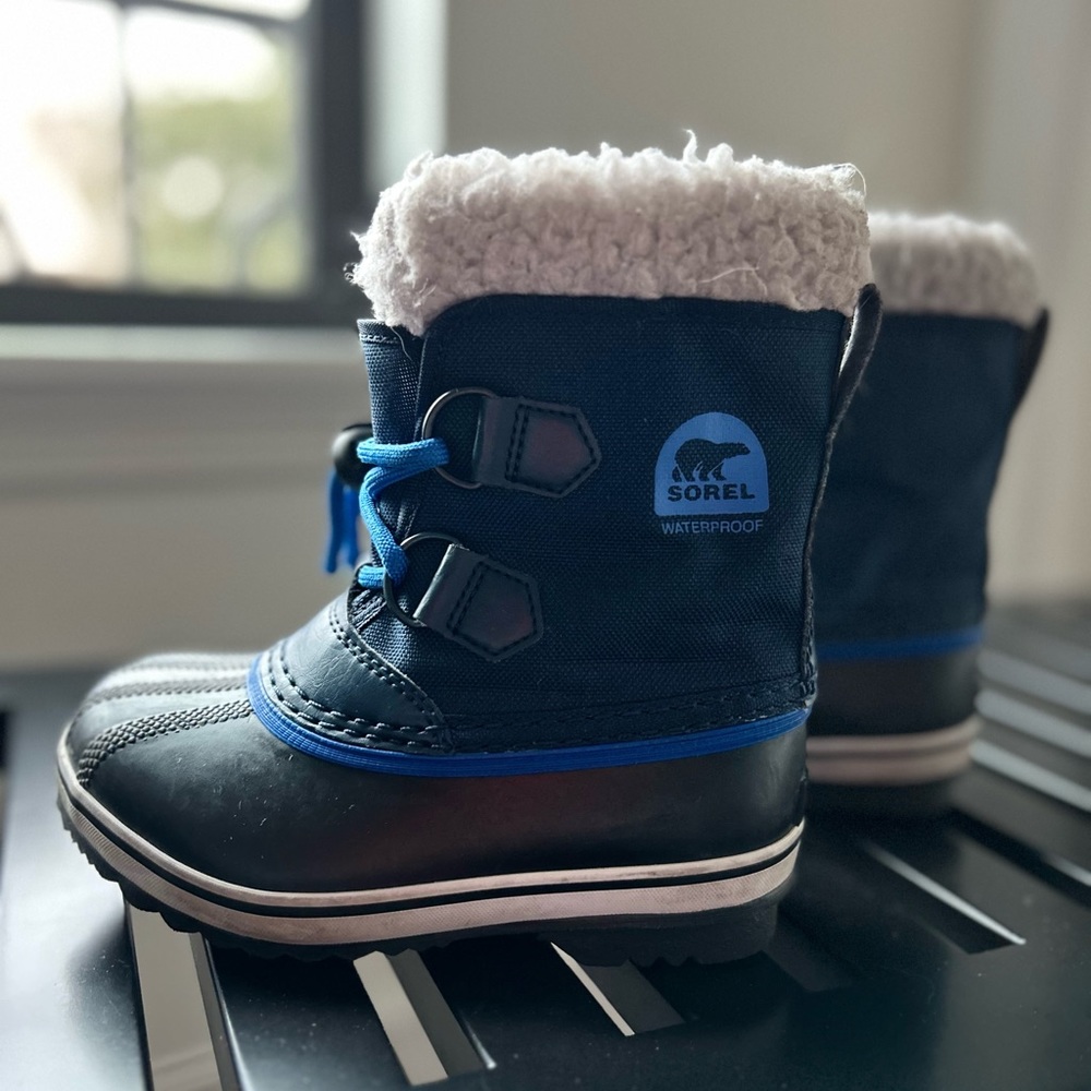Sorrel Nylon Winter Boots- Size 11